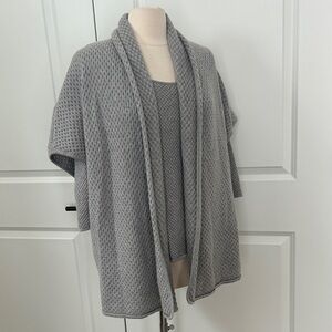 ST JOHN size M 100% cashmere Sweater & Vest set Gray FLAW